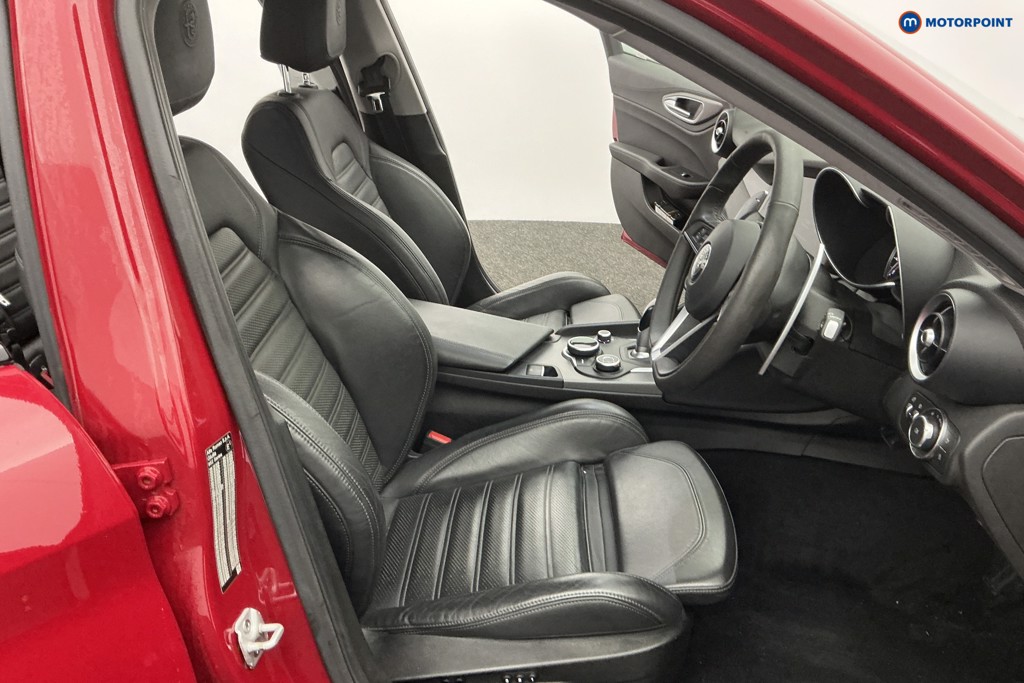 Used Alfa Romeo Giulia 2018 for sale - 77199139: Photo 16