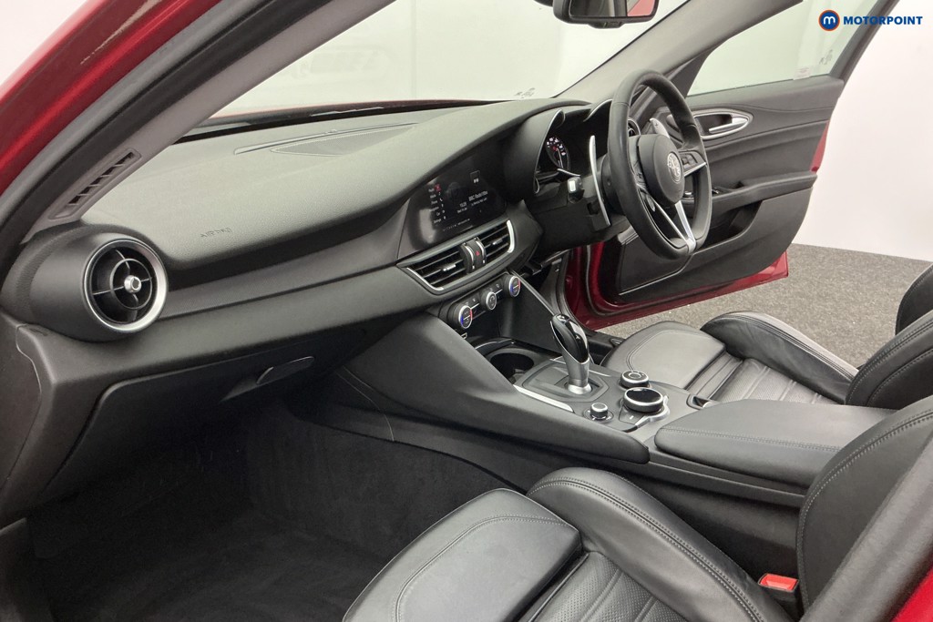 Used Alfa Romeo Giulia 2018 for sale - 77199139: Photo 19