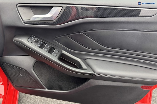 Used Ford Focus 2023 for sale - 76157553: Photo 31