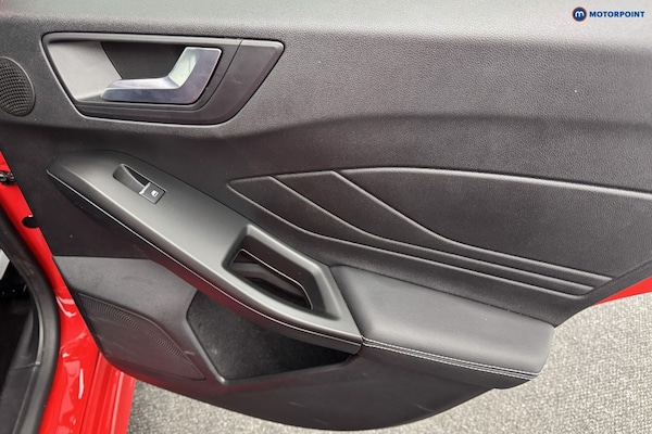 Used Ford Focus 2023 for sale - 76157553: Photo 33