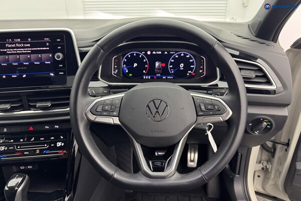 Used Volkswagen T-Roc 2024 for sale - 76117859: Photo 11