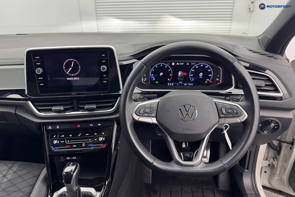 Used Volkswagen T-Roc 2024 for sale - 76117859: Photo 9