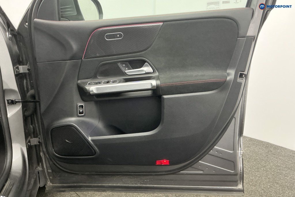 Used Mercedes-Benz GLB 2021 for sale - 78081952: Photo 36