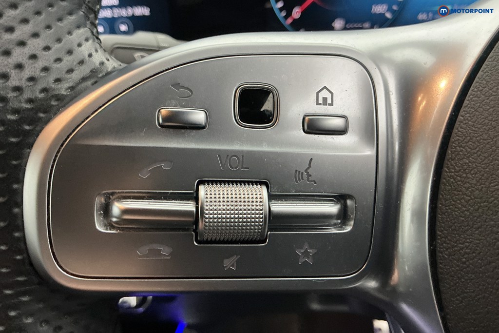 Used Mercedes-Benz GLA 2021 for sale - 77026157: Photo 26