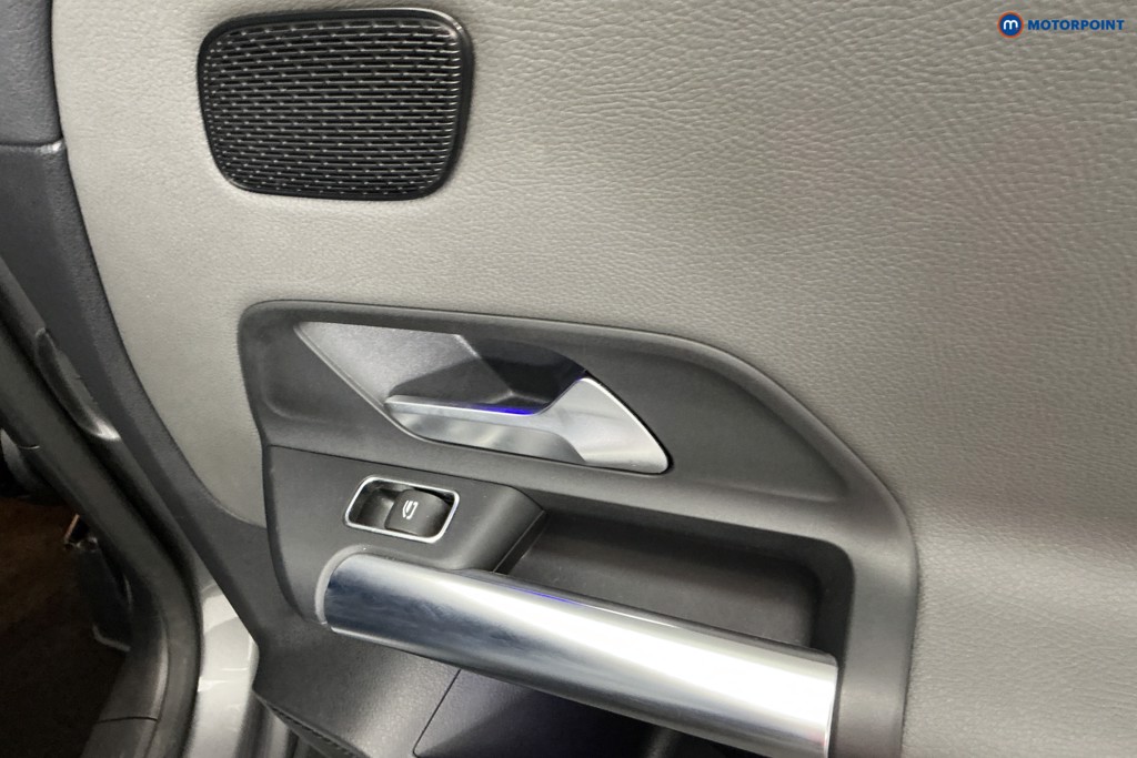 Used Mercedes-Benz GLA 2021 for sale - 77026157: Photo 32