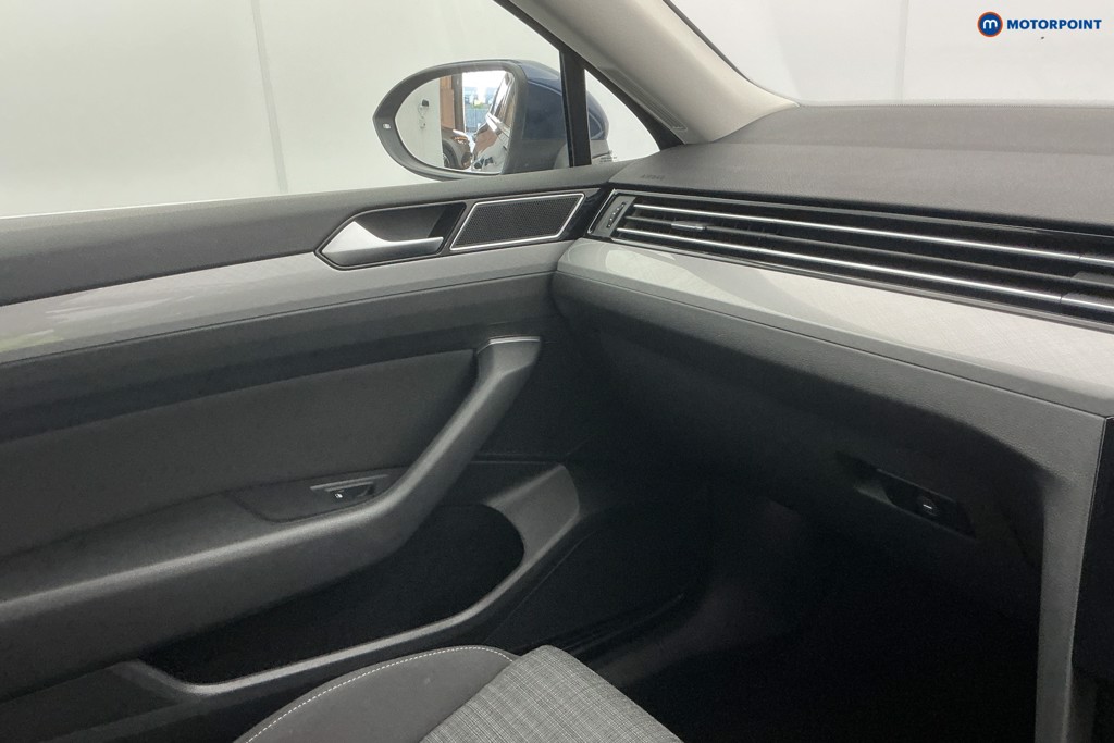 Used Volkswagen Passat 2021 for sale - 76892579: Photo 28