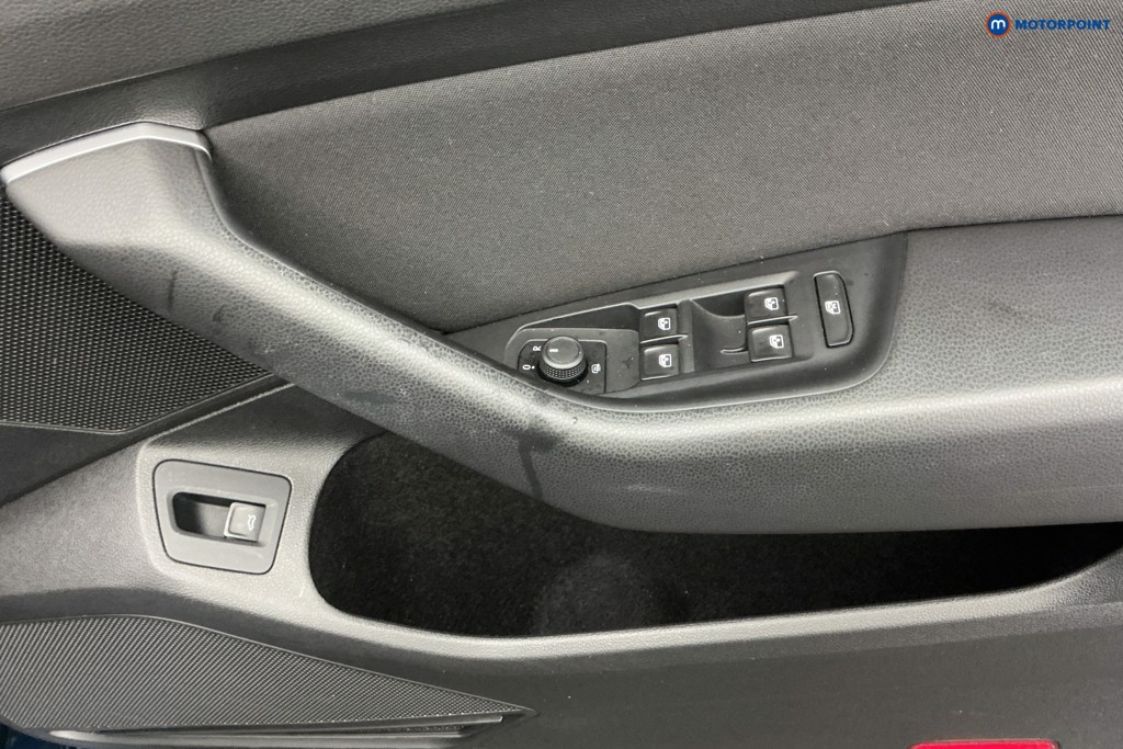 Used Volkswagen Passat 2021 for sale - 76892579: Photo 33