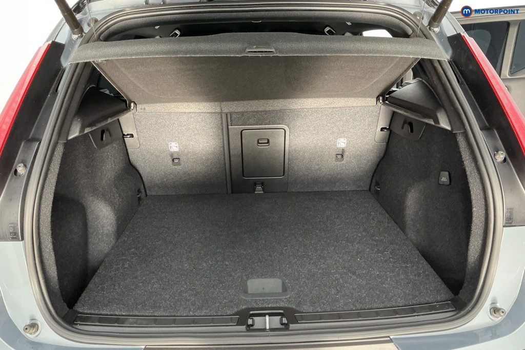 Used Volvo XC40 2022 for sale - 77226052: Photo 12