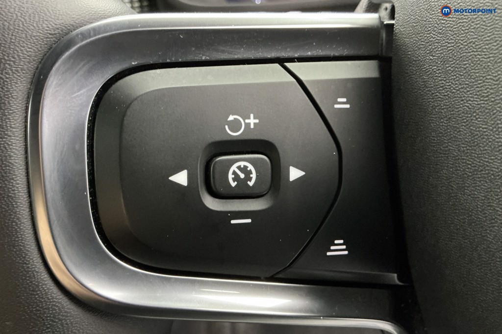 Used Volvo XC40 2022 for sale - 77226052: Photo 27