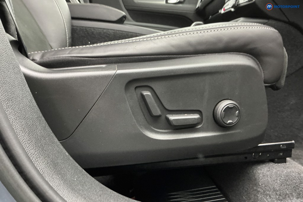 Used Volvo XC40 2022 for sale - 77226052: Photo 30