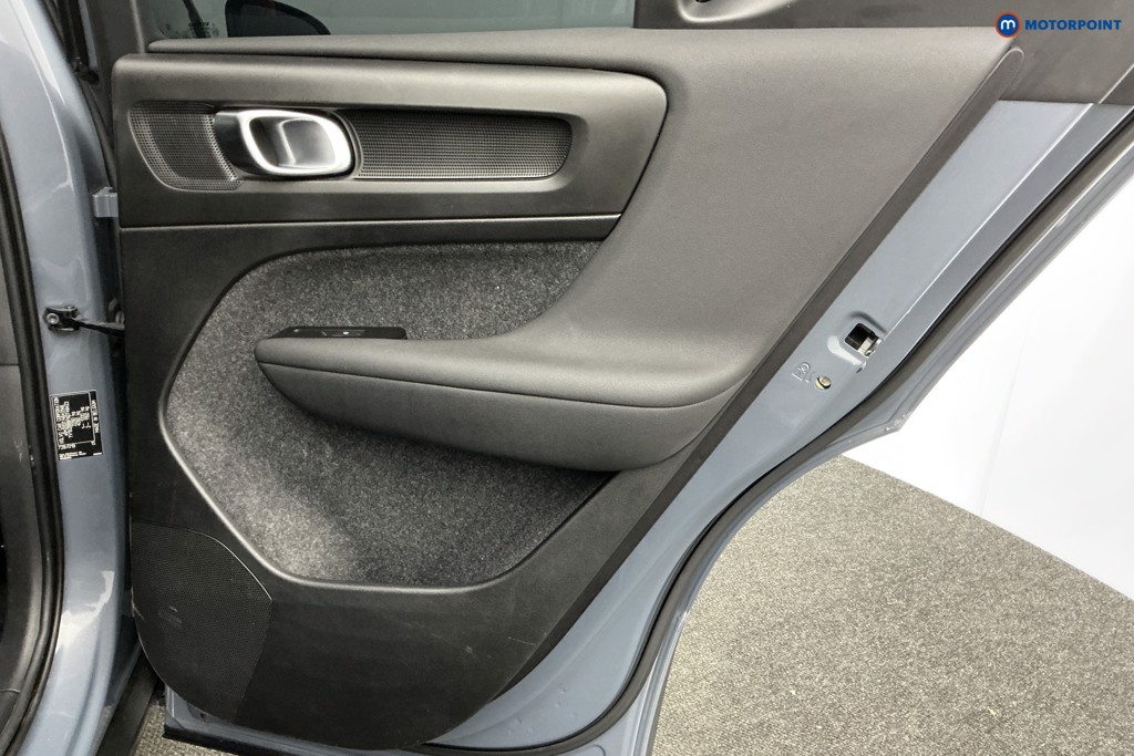 Used Volvo XC40 2022 for sale - 77226052: Photo 34