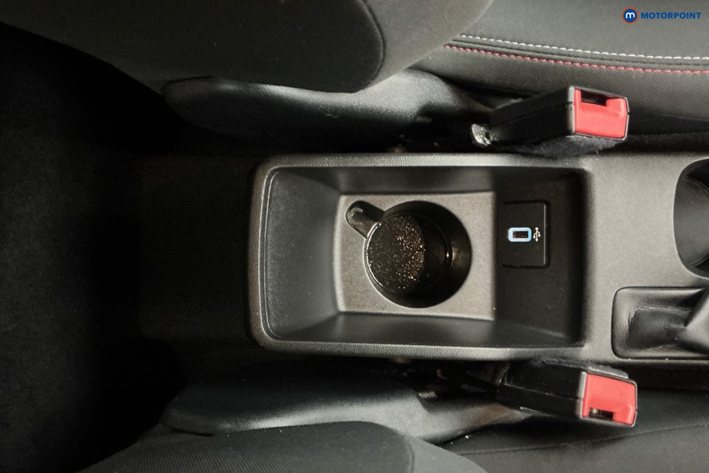 Used Ford Fiesta 2018 for sale - 76565779: Photo 12