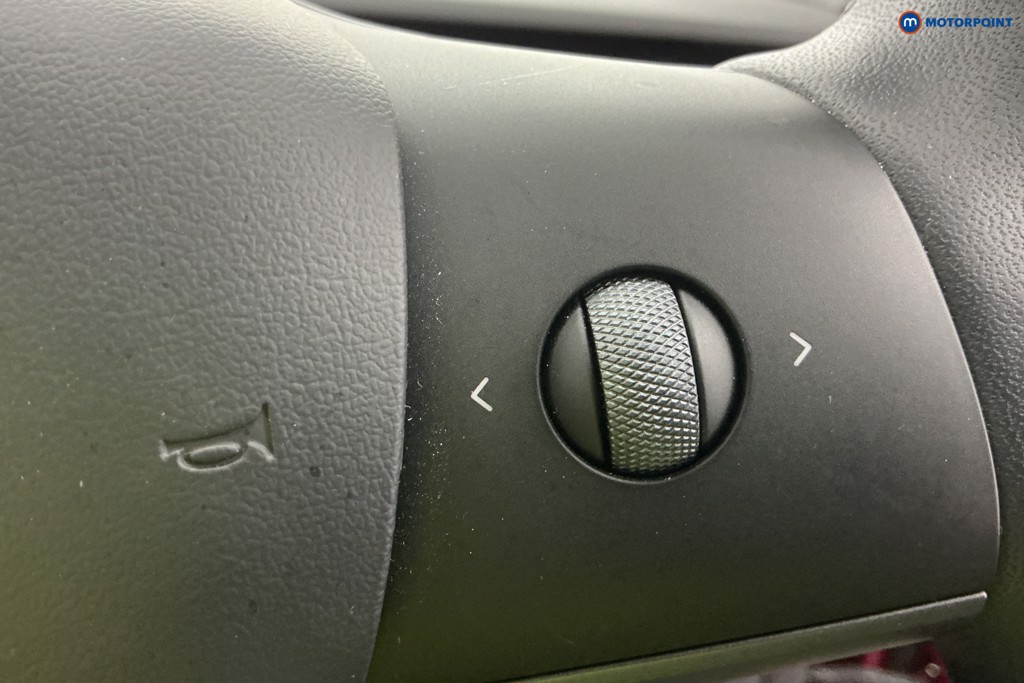 Used Tesla Model Y 2023 for sale - 76892570: Photo 28