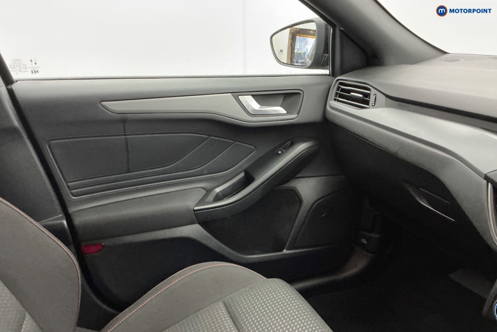 Used Ford Focus 2022 for sale - 76972233: Photo 27