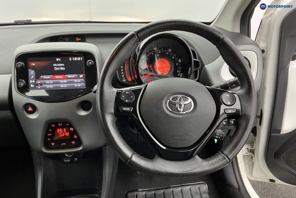 Used Toyota AYGO for sale - 77490290: Photo 9
