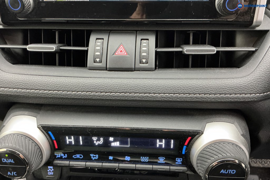 Used Toyota RAV4 2020 for sale - 76367155: Photo 23