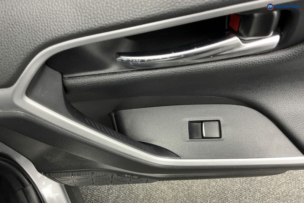 Used Toyota RAV4 2020 for sale - 76367155: Photo 31