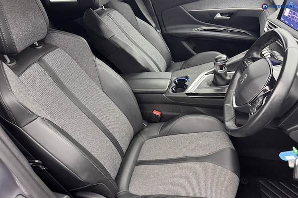 Used Peugeot 3008 2020 for sale - 76235050: Photo 13