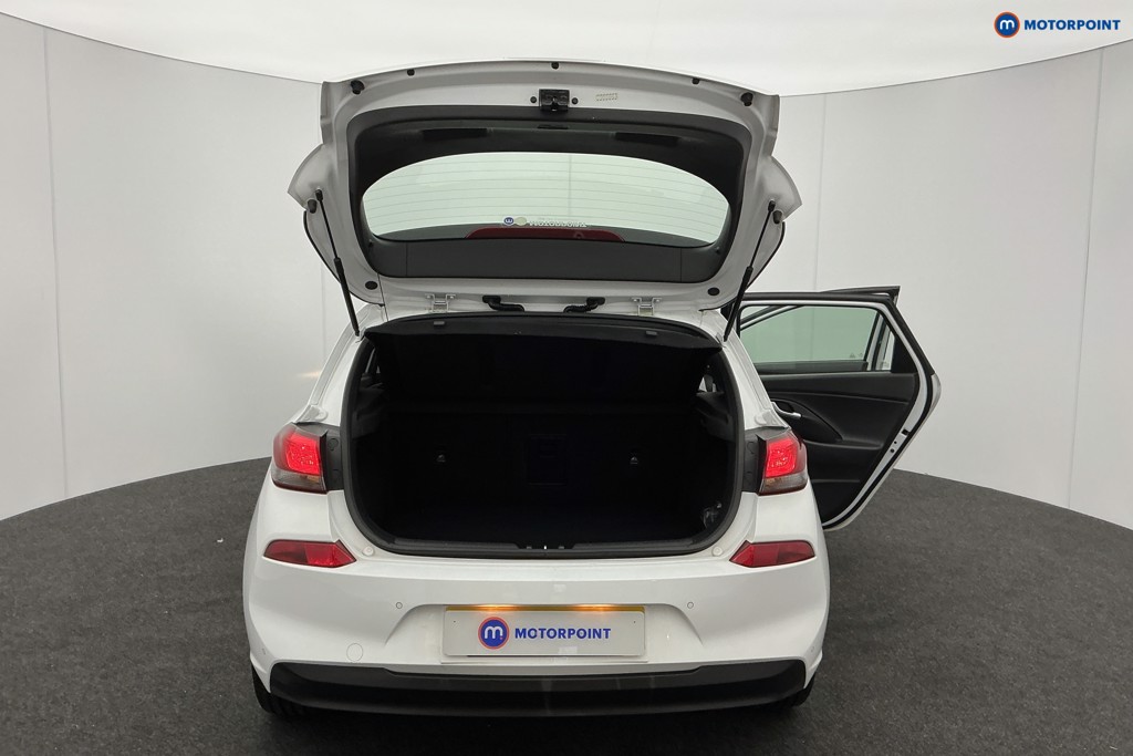 Used Hyundai i30 2018 for sale - 76949325: Photo 11