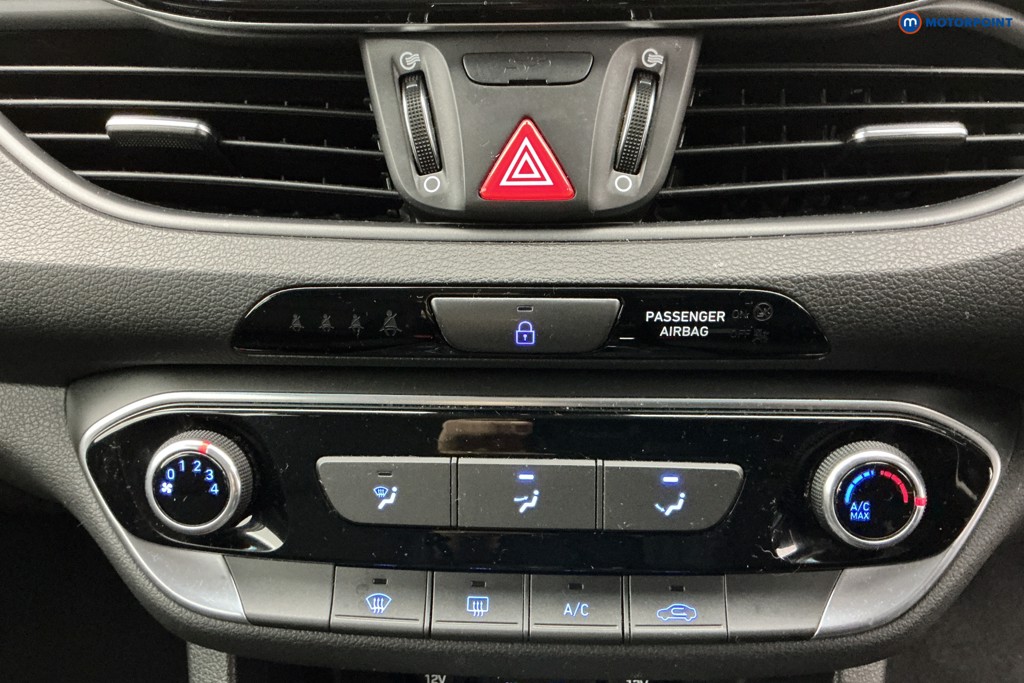 Used Hyundai i30 2018 for sale - 76949325: Photo 26