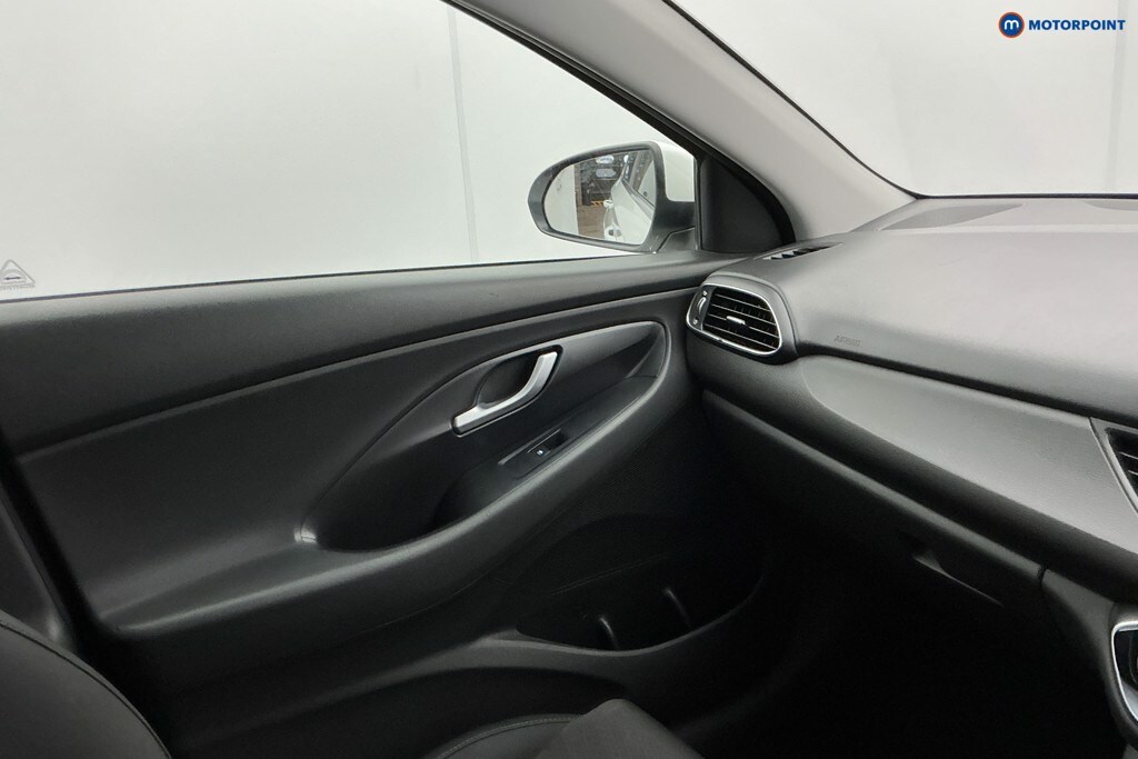 Used Hyundai i30 2018 for sale - 76949325: Photo 27