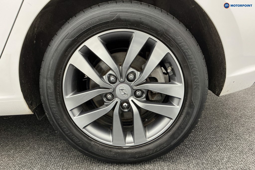 Used Hyundai i30 2018 for sale - 76949325: Photo 44