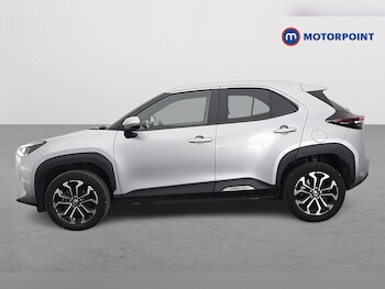 Used Toyota Yaris Cross 2022 for sale - 78400373: Photo