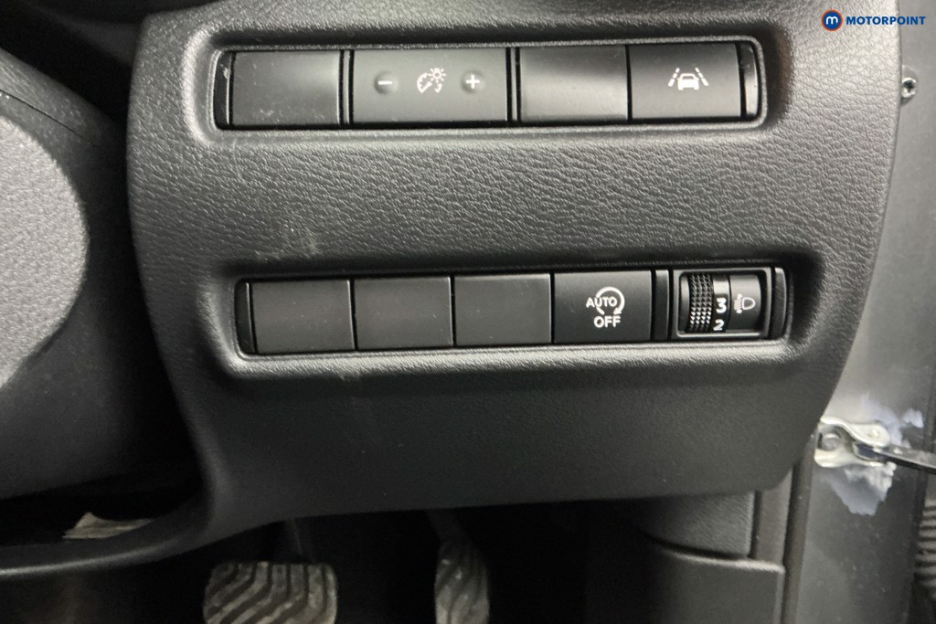 Used Nissan Juke 2023 for sale - 78123632: Photo 31