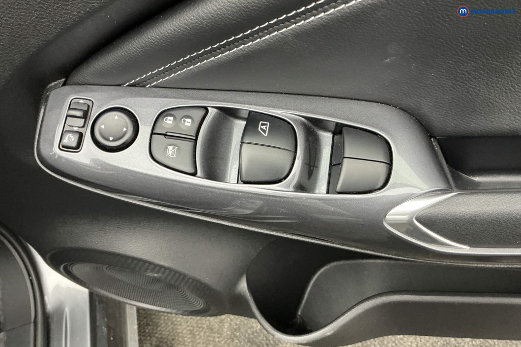 Used Nissan Juke 2023 for sale - 78123632: Photo 33