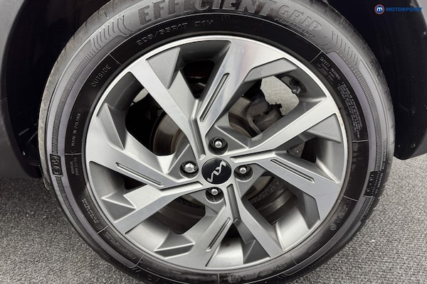 Used Kia Stonic 2023 for sale - 76222897: Photo 45