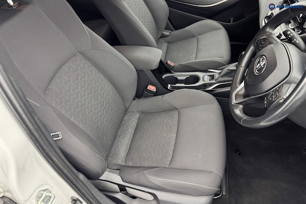 Used Toyota Corolla 2020 for sale - 76209590: Photo 13