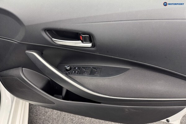 Used Toyota Corolla 2020 for sale - 76209590: Photo 30