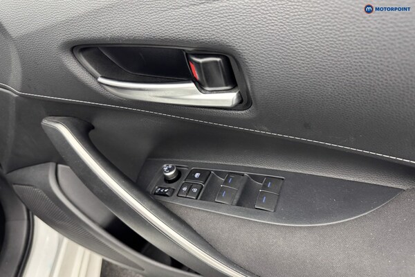 Used Toyota Corolla 2020 for sale - 76209590: Photo 31