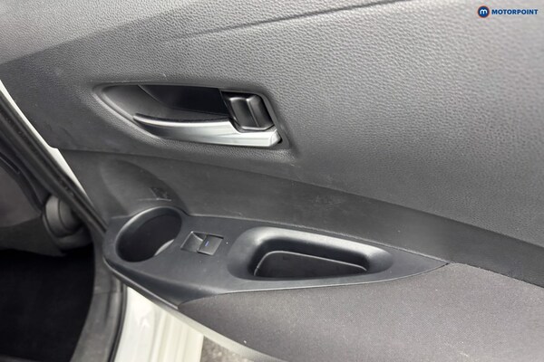 Used Toyota Corolla 2020 for sale - 76209590: Photo 33