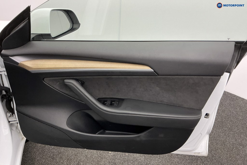 Used Tesla Model 3 2021 for sale - 77013791: Photo 28