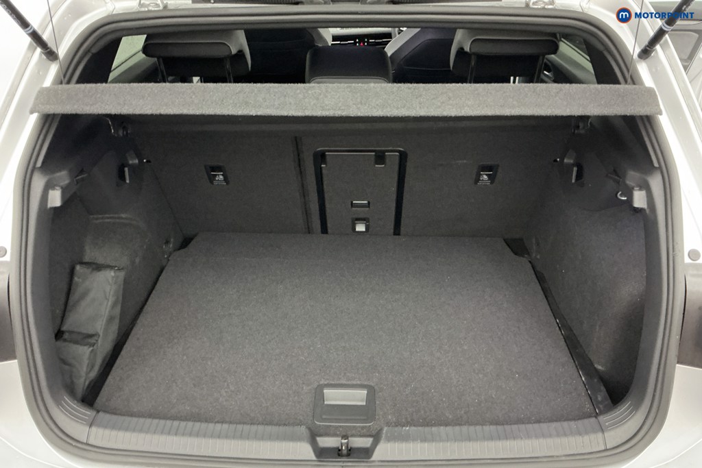 Used Volkswagen Golf 2024 for sale - 76685211: Photo 11