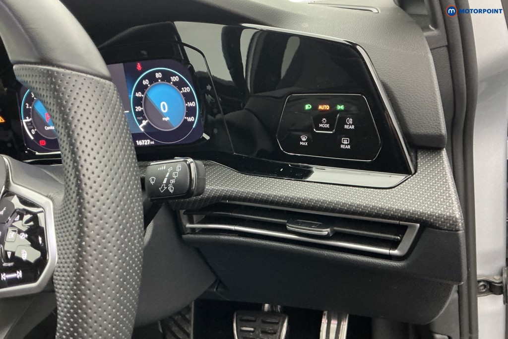 Used Volkswagen Golf 2024 for sale - 76685211: Photo 29