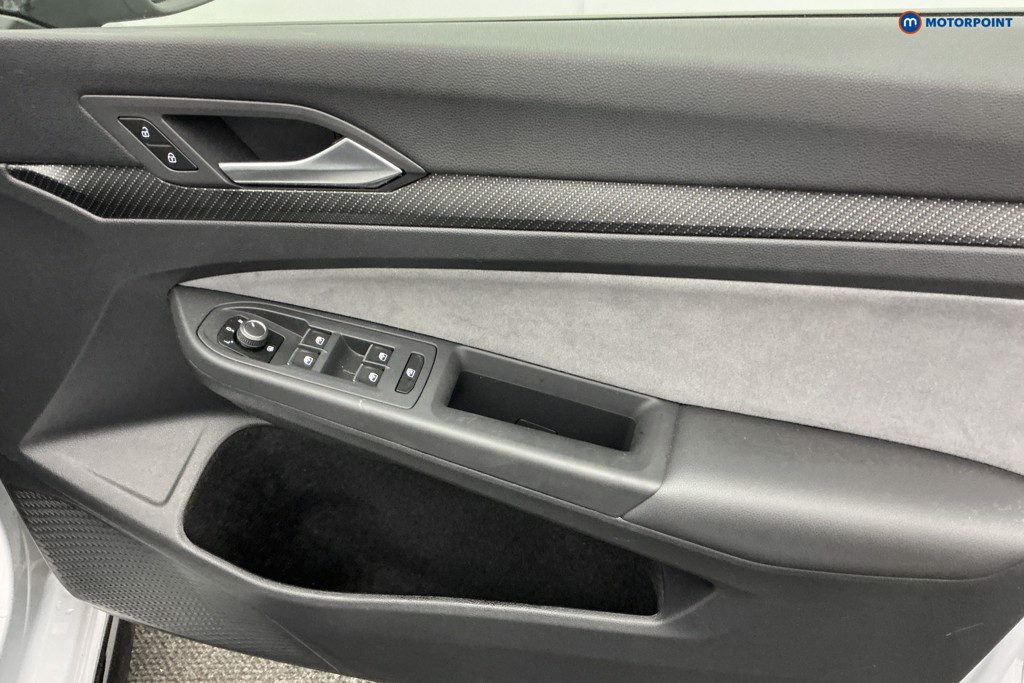 Used Volkswagen Golf 2024 for sale - 76685211: Photo 30