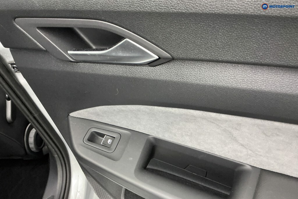 Used Volkswagen Golf 2024 for sale - 76685211: Photo 33