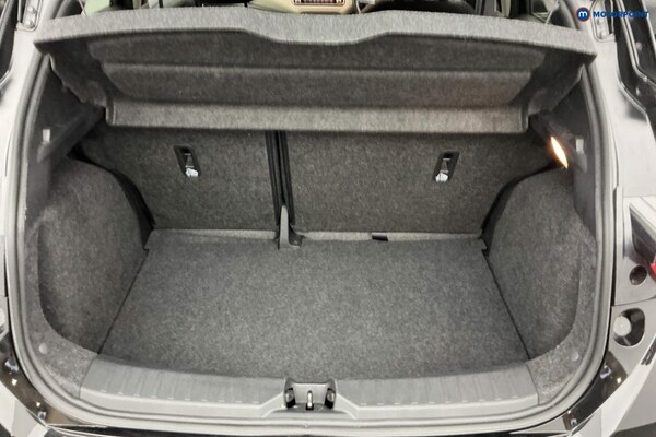 Used Nissan Micra 2021 for sale - 76287579: Photo 11