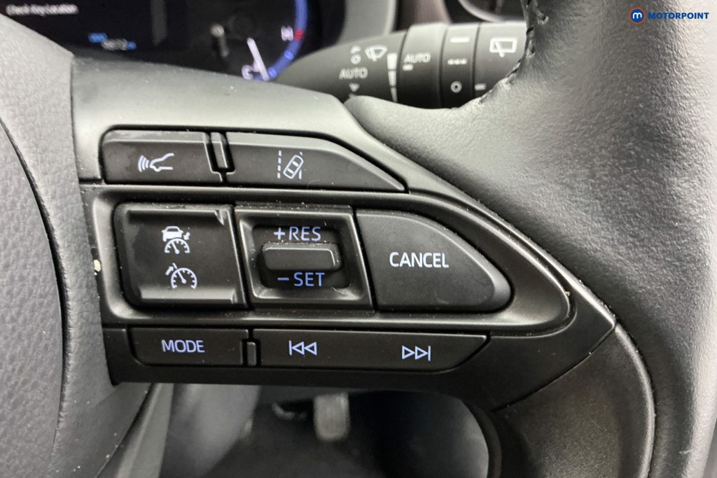 Used Toyota Yaris Cross 2023 for sale - 77152349: Photo 31