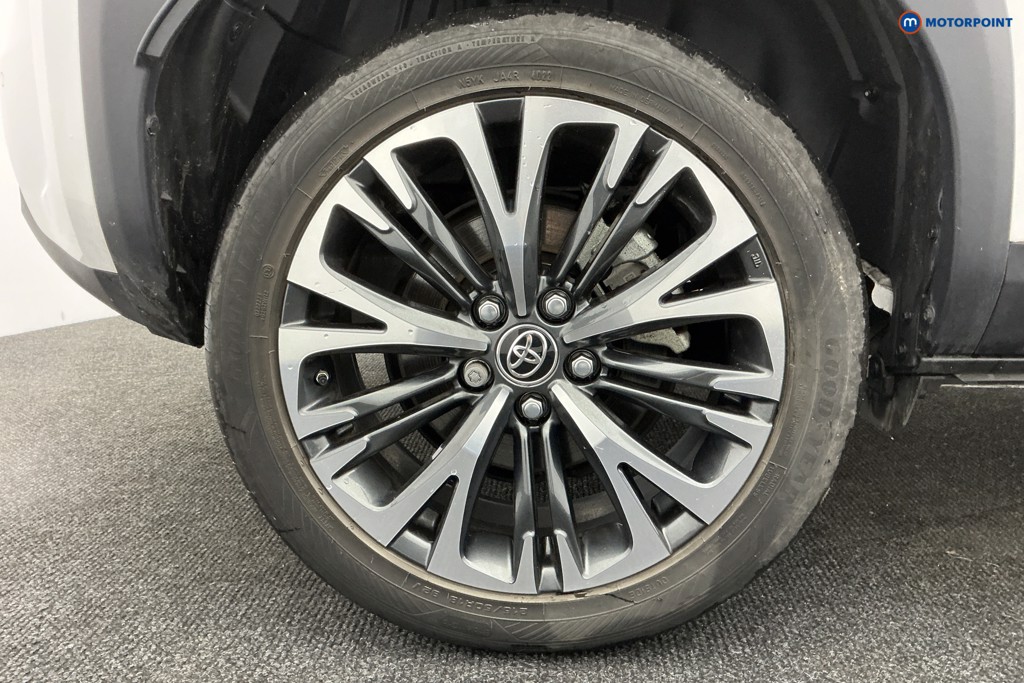 Used Toyota Yaris Cross 2023 for sale - 77152349: Photo 48