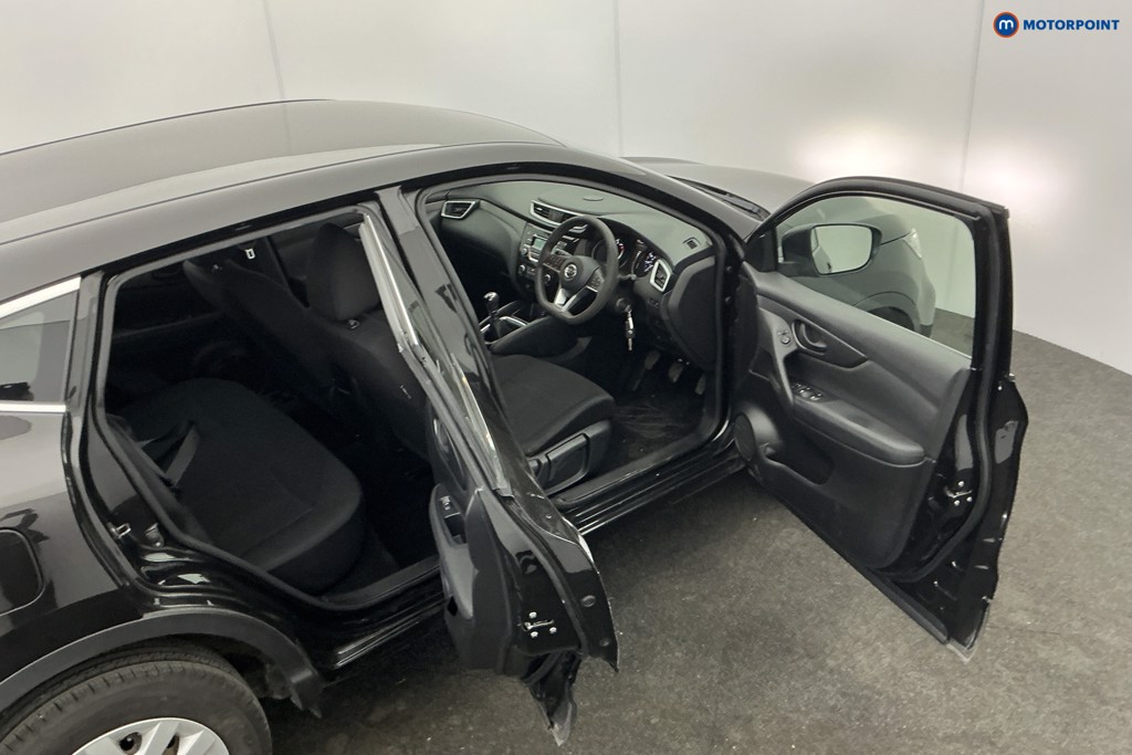 Used Nissan Qashqai 2018 for sale - 77966170: Photo 13