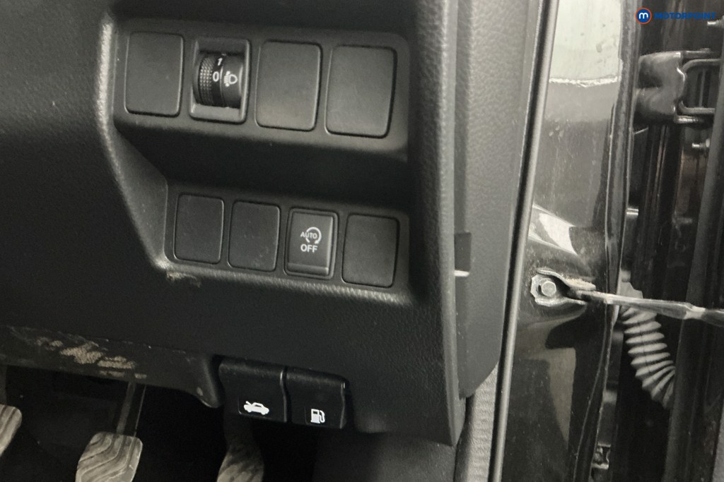 Used Nissan Qashqai 2018 for sale - 77966170: Photo 34