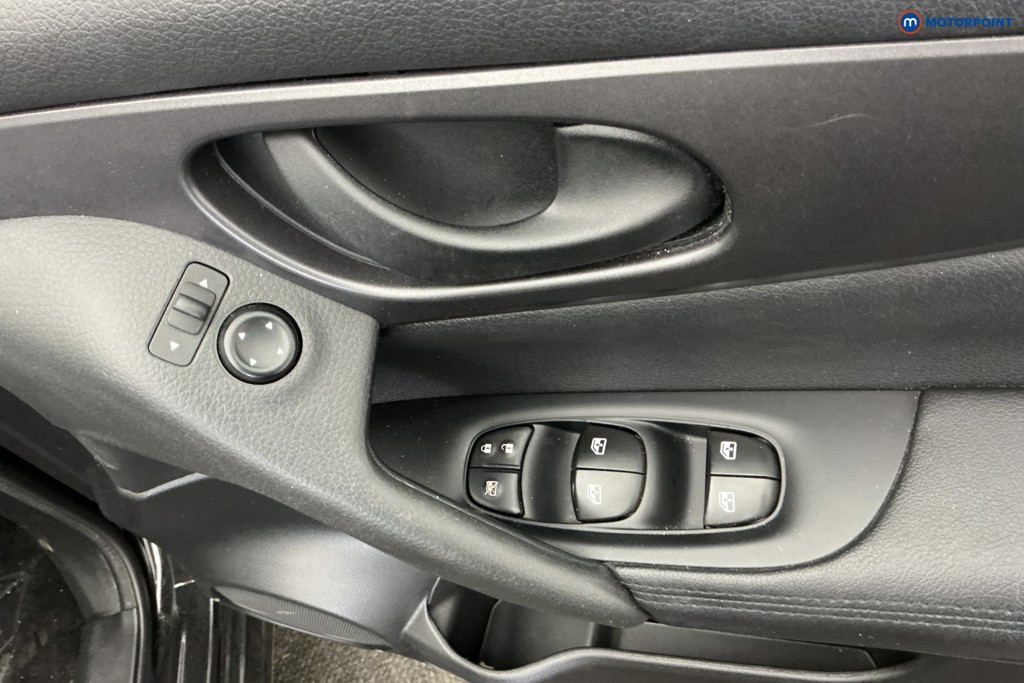 Used Nissan Qashqai 2018 for sale - 77966170: Photo 36