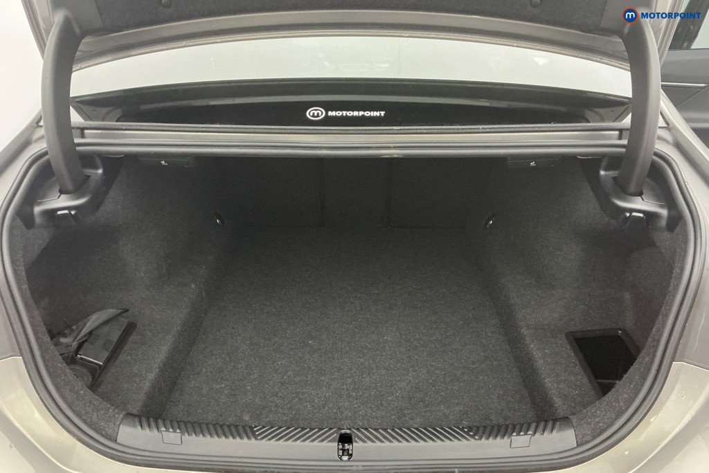 Used BMW 5 Series 2025 for sale - 77421064: Photo 11