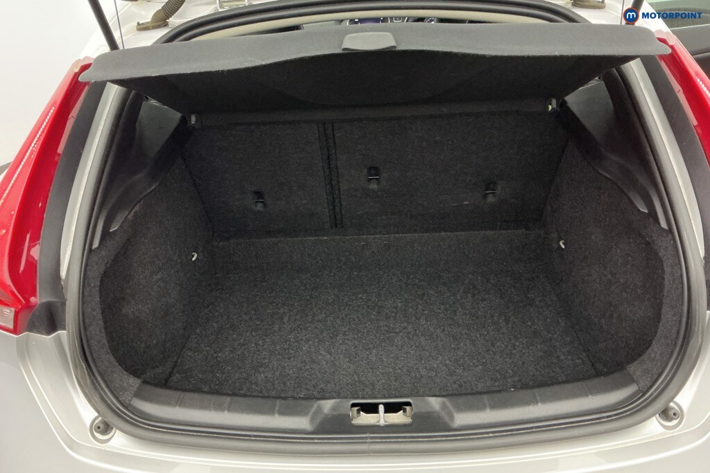 Used Volvo V40 2019 for sale - 77966241: Photo 11