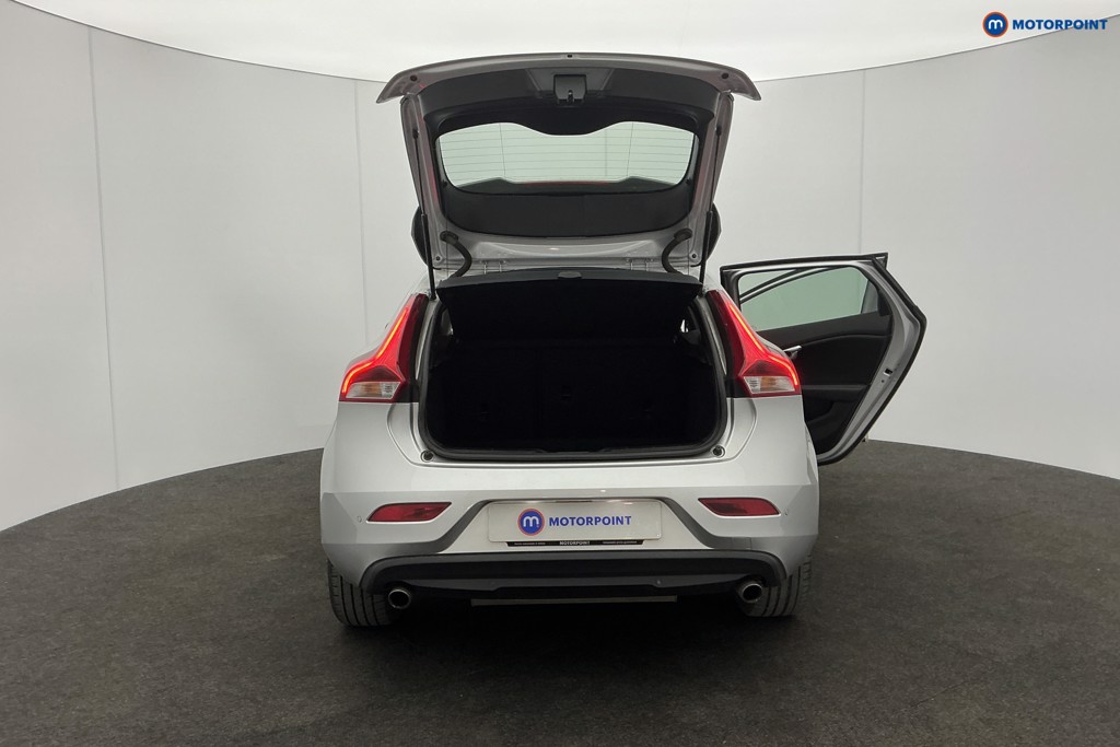 Used Volvo V40 2019 for sale - 77966241: Photo 12