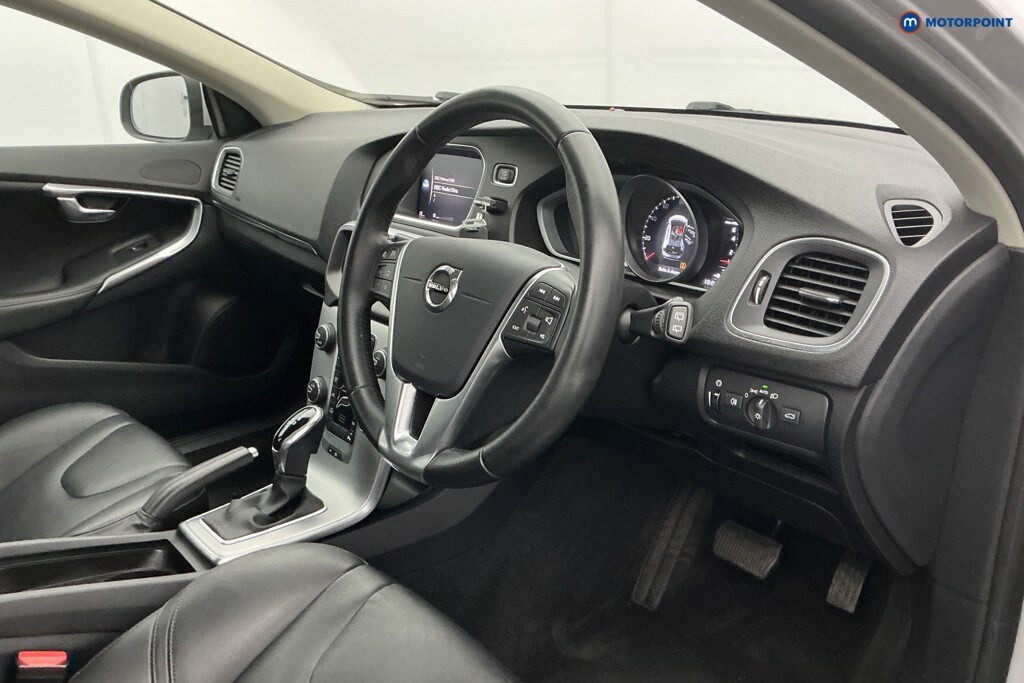 Used Volvo V40 2019 for sale - 77966241: Photo 17