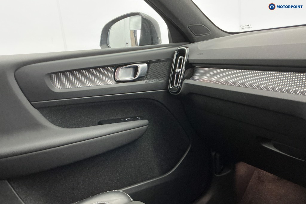 Used Volvo XC40 2021 for sale - 77171211: Photo 29